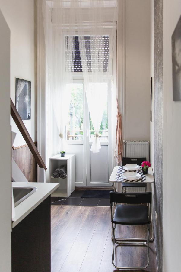 Charming Budget Lofts In The City Centre Budapest Esterno foto