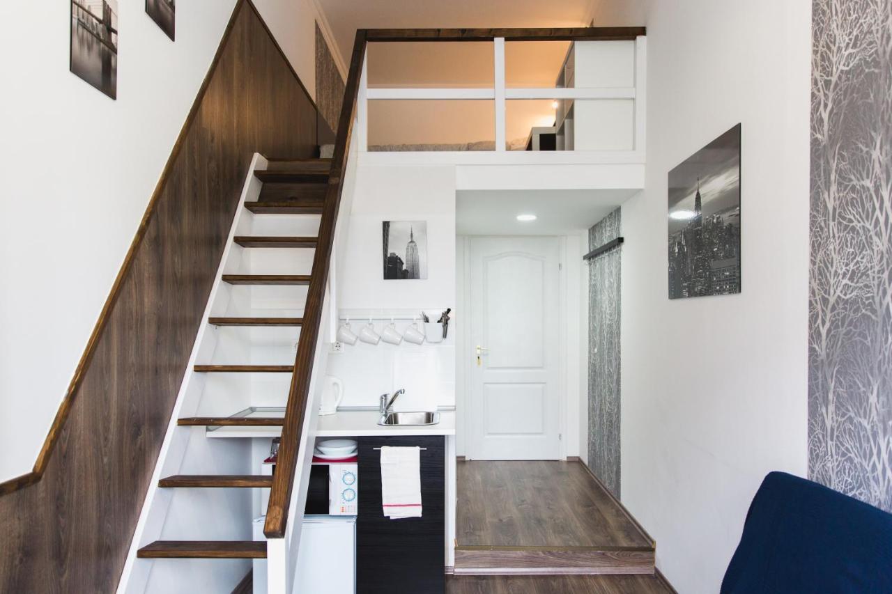 Charming Budget Lofts In The City Centre Budapest Esterno foto
